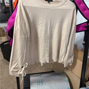 Staccato Beige Sweatshirt with Ribbon Accents